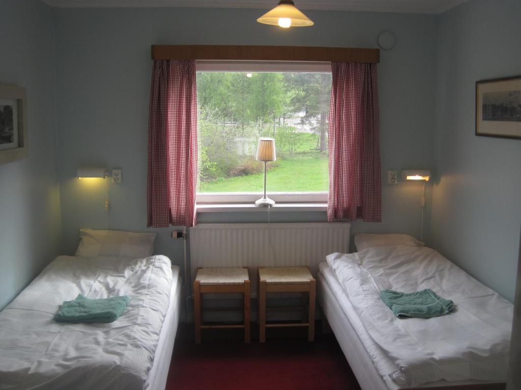 Skiers Inn Lima Room photo