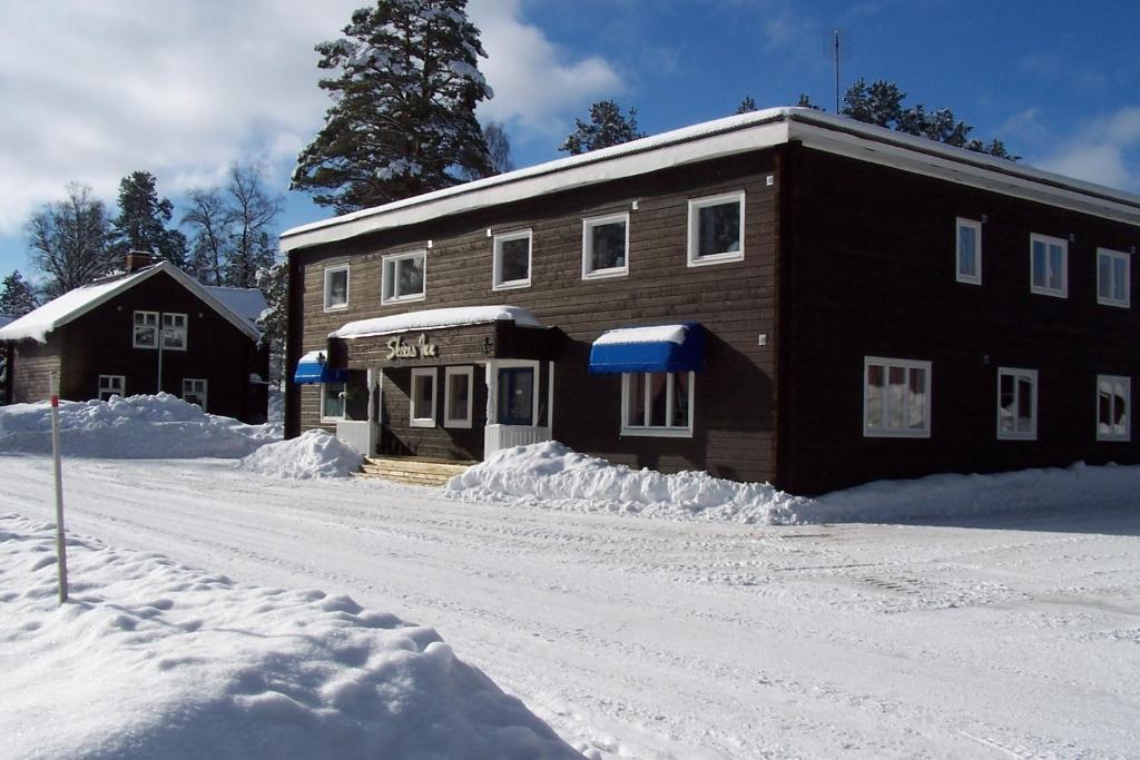 Skiers Inn Lima Room photo