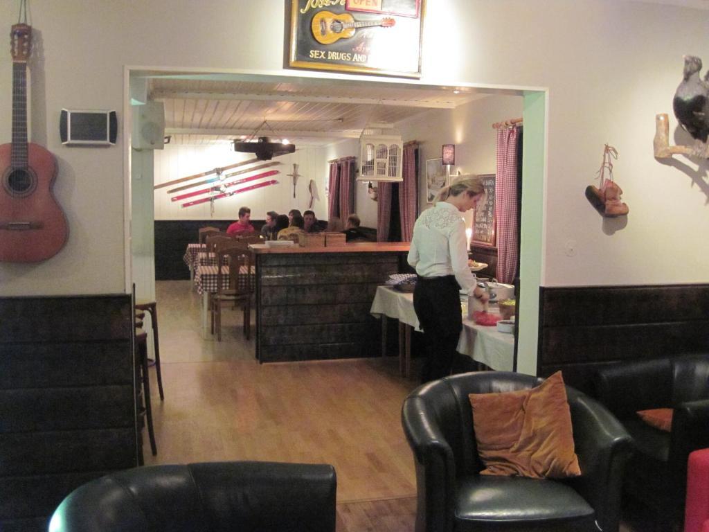 Skiers Inn Lima Exterior photo